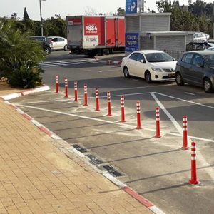 נחום תקום